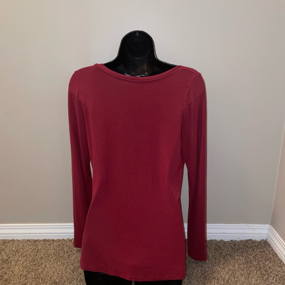 Ricki’s long sleeve top - Picture 2 of 2